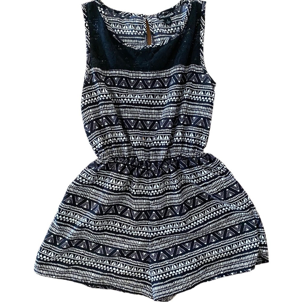 Cute Black/White Romper